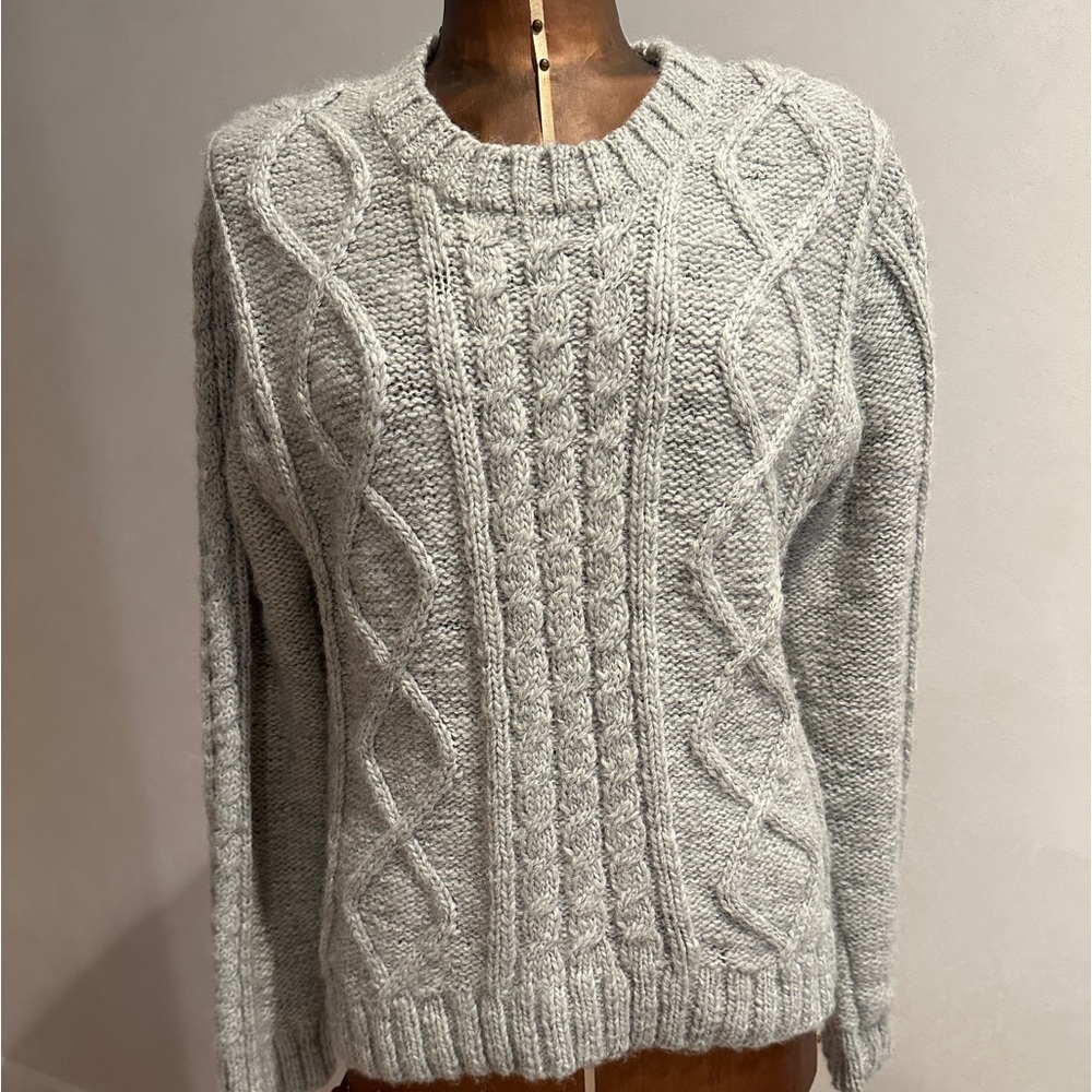 Made By The Andean Artisans, Beautiful Hand Knit Sweater Size Large